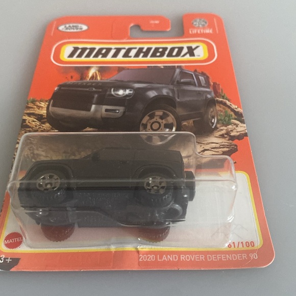 Matchbox 2020 Land Rover Defender 90 61/100 - Picture 2 of 4